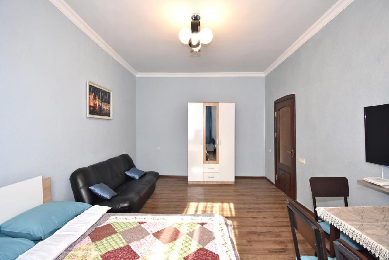 Apartment Near Sasundci Davit Metro Station Ереван Экстерьер фото